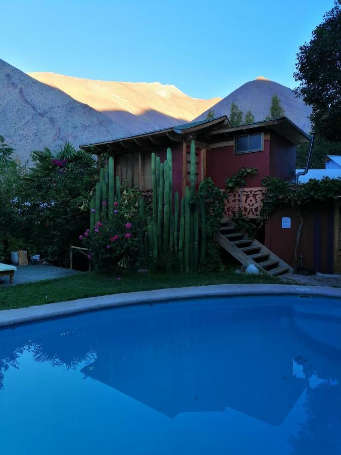 El Jardin Secreto-Pisco Elqui Aparthotel Bagian luar foto